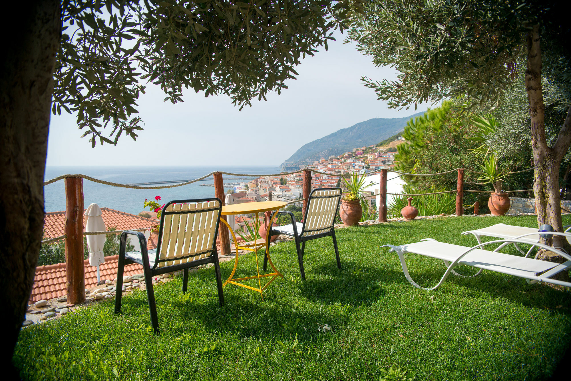 Maria Plomari Apartment Bagian luar foto